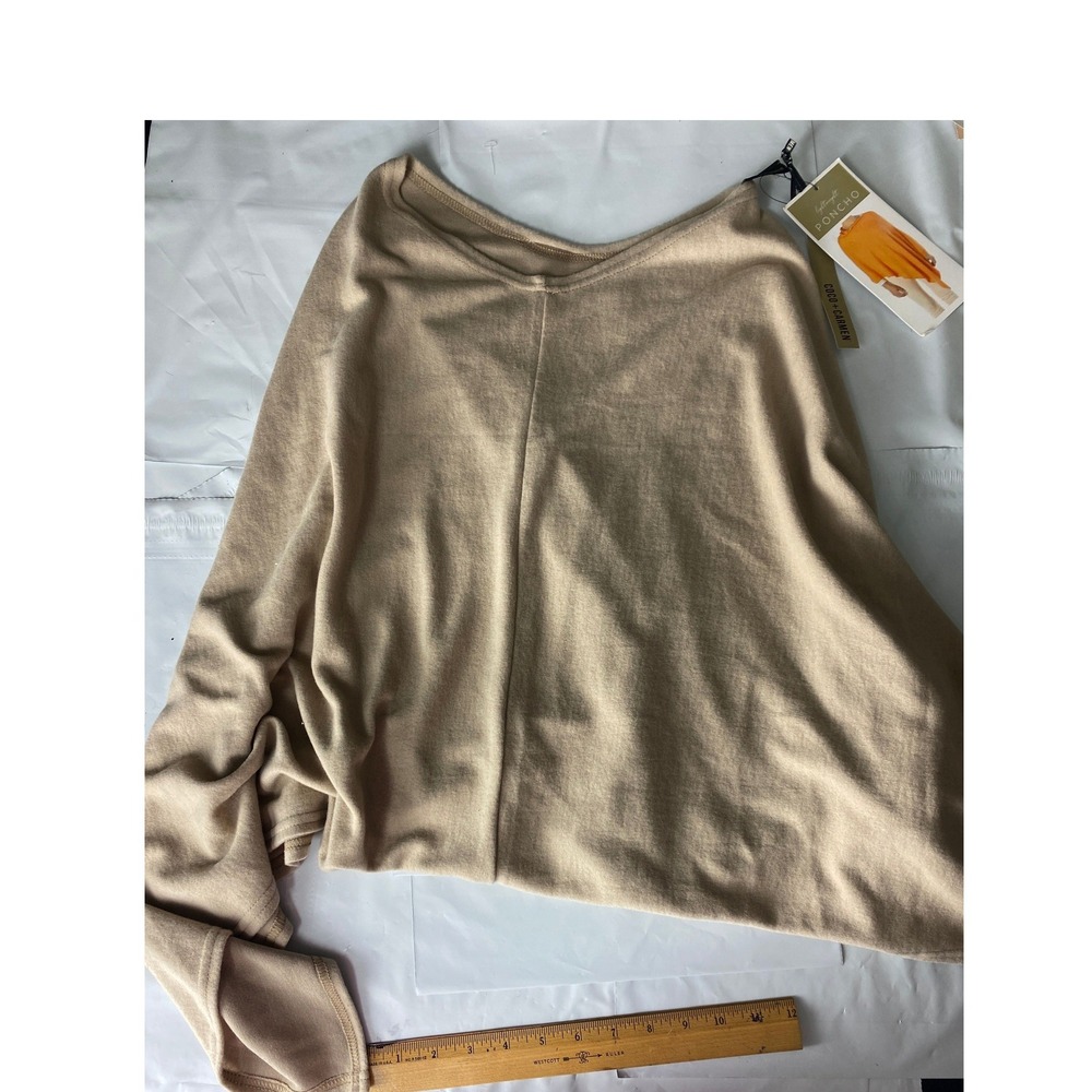 Coco + Carmen One Size Poncho Sweater Beige Tan Acrylic Pullover NWT